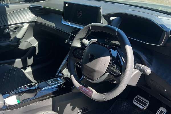 2025 Peugeot 2008 GT Hybrid P24 MY25