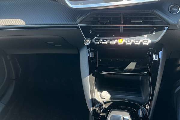 2025 Peugeot 2008 GT Hybrid P24 MY25