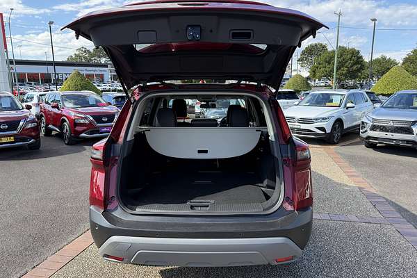 2024 Nissan X-TRAIL ST-L T33
