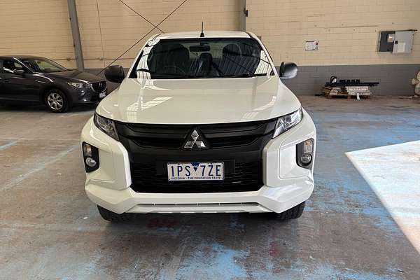 2019 Mitsubishi Triton GLX MR 4X4