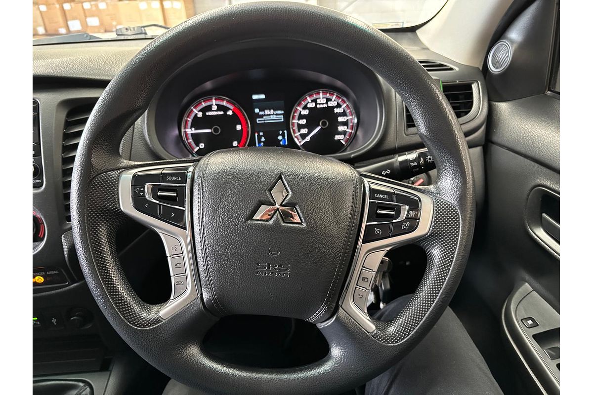 2019 Mitsubishi Triton GLX MR 4X4