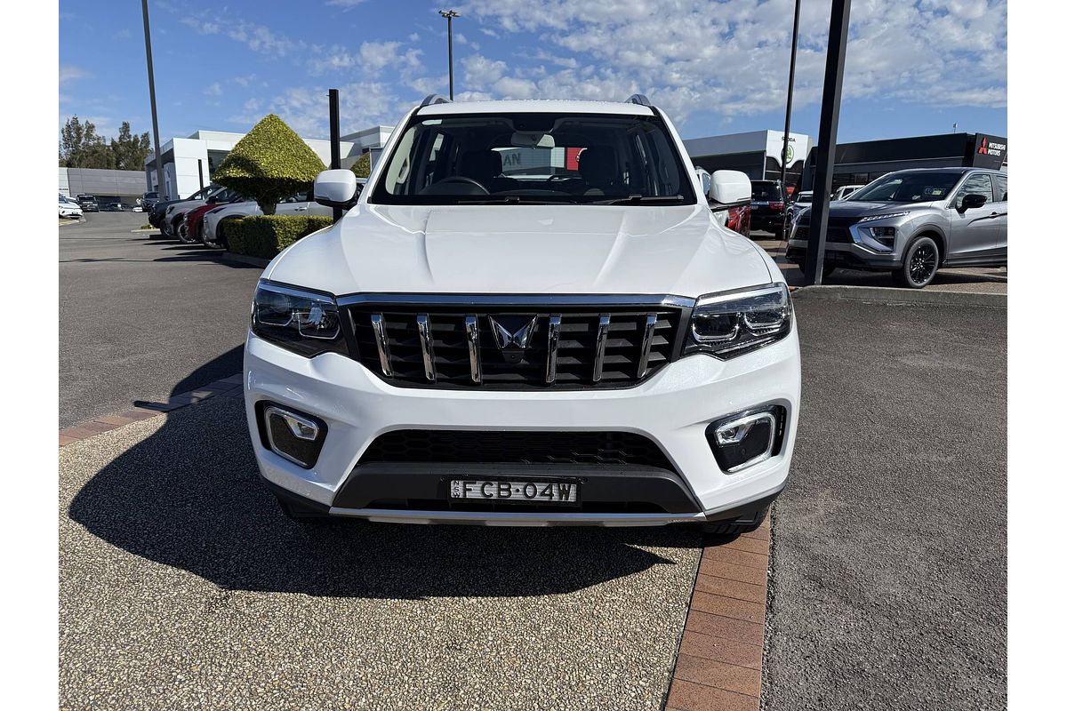 2023 Mahindra Scorpio Z8L MY23