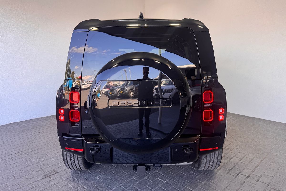 2025 Land Rover Defender 110 D350 X-Dynamic HSE L663