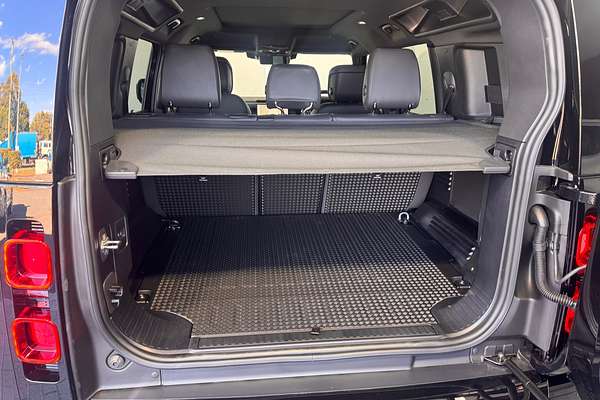 2025 Land Rover Defender 110 D350 X-Dynamic HSE L663