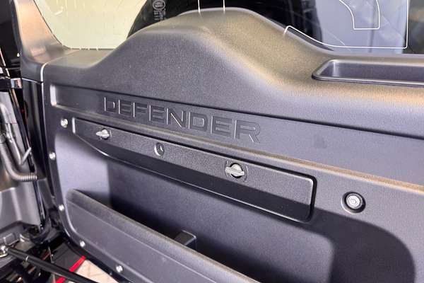 2025 Land Rover Defender 110 D350 X-Dynamic HSE L663