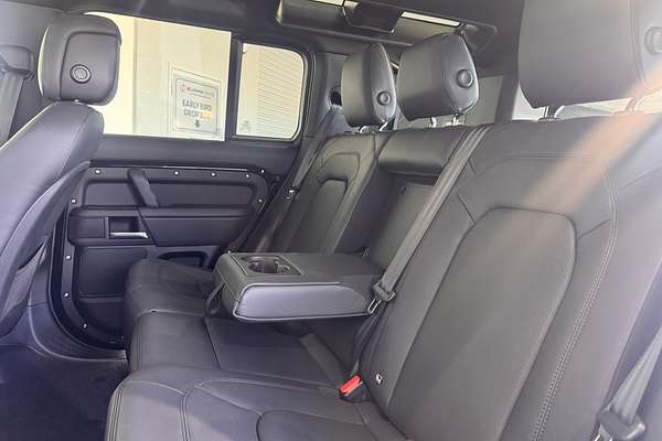 2025 Land Rover Defender 110 D350 X-Dynamic HSE L663