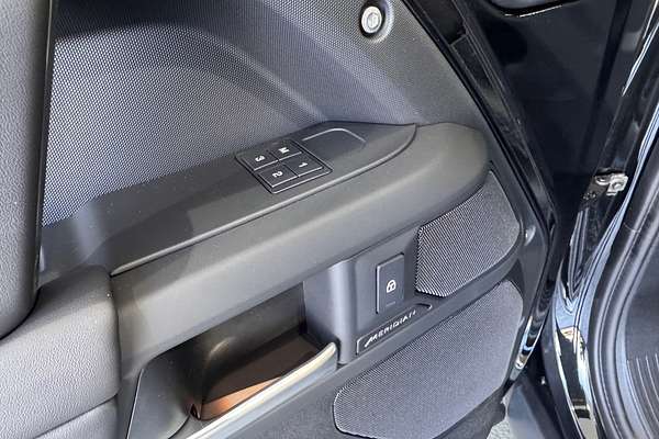 2025 Land Rover Defender 110 D350 X-Dynamic HSE L663