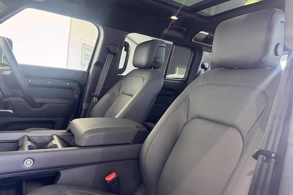 2025 Land Rover Defender 110 D350 X-Dynamic HSE L663