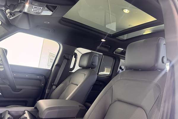 2025 Land Rover Defender 110 D350 X-Dynamic HSE L663