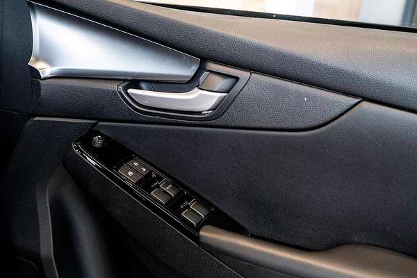 2024 Mazda BT-50 XT TF 4X4