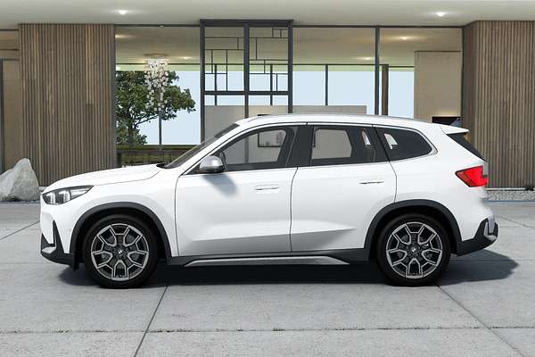 2025 BMW X1 xDrive20i U11