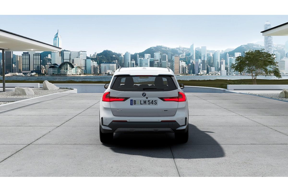 2025 BMW X1 xDrive20i U11