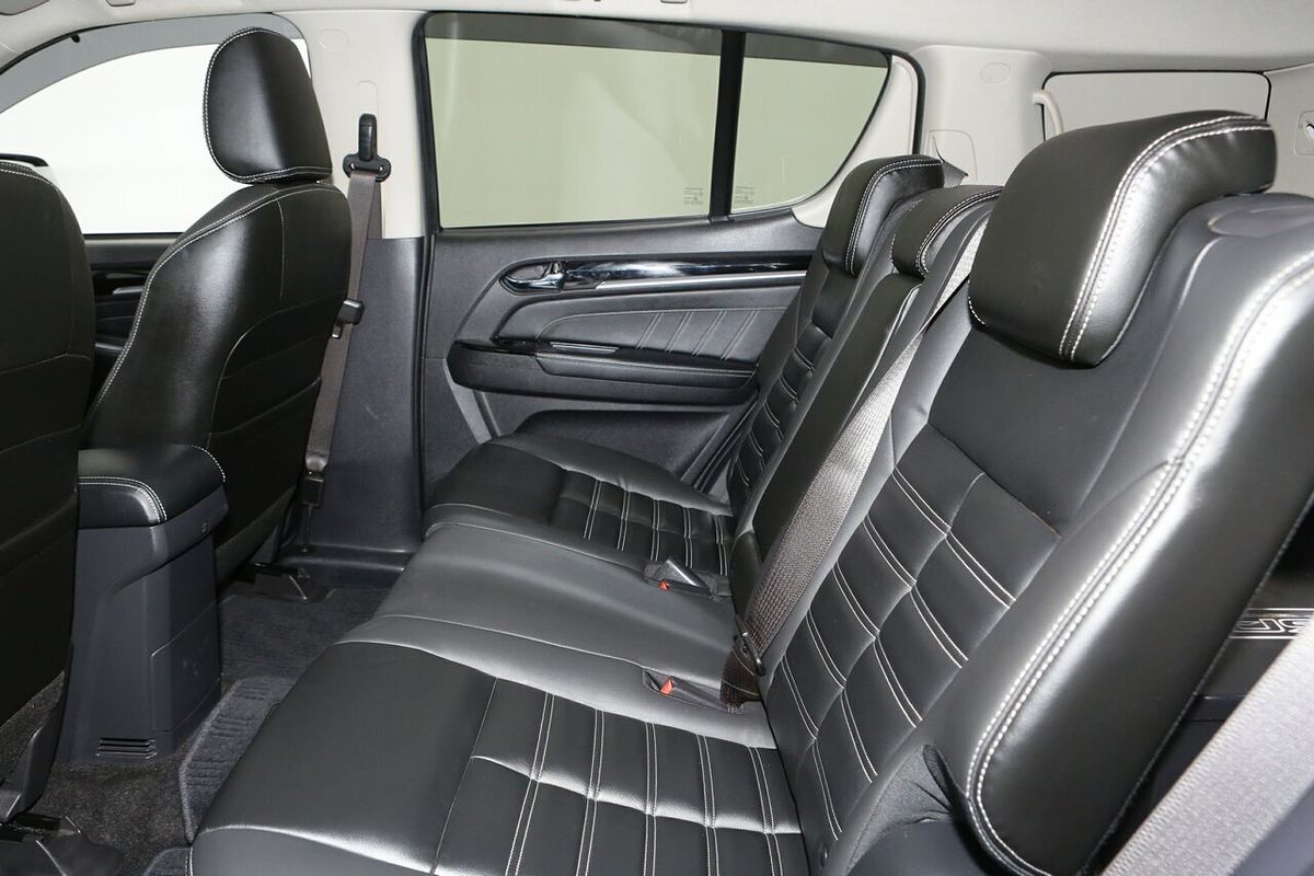 2019 Isuzu MU-X LS-T