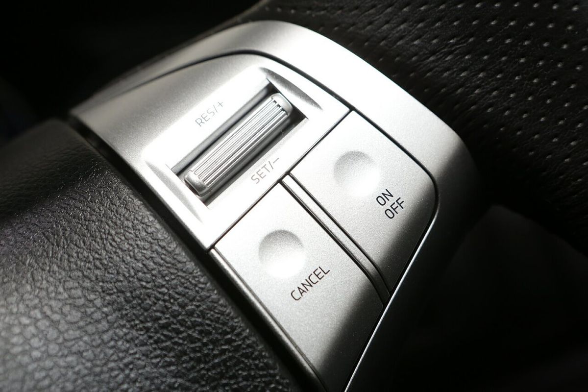 2019 Isuzu MU-X LS-T