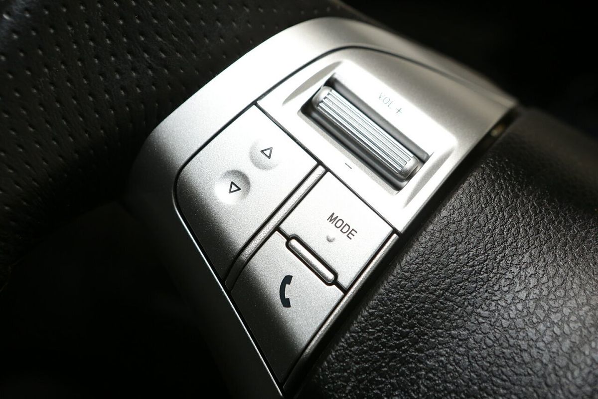 2019 Isuzu MU-X LS-T