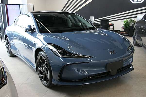 2025 MG IM5 Performance P12L