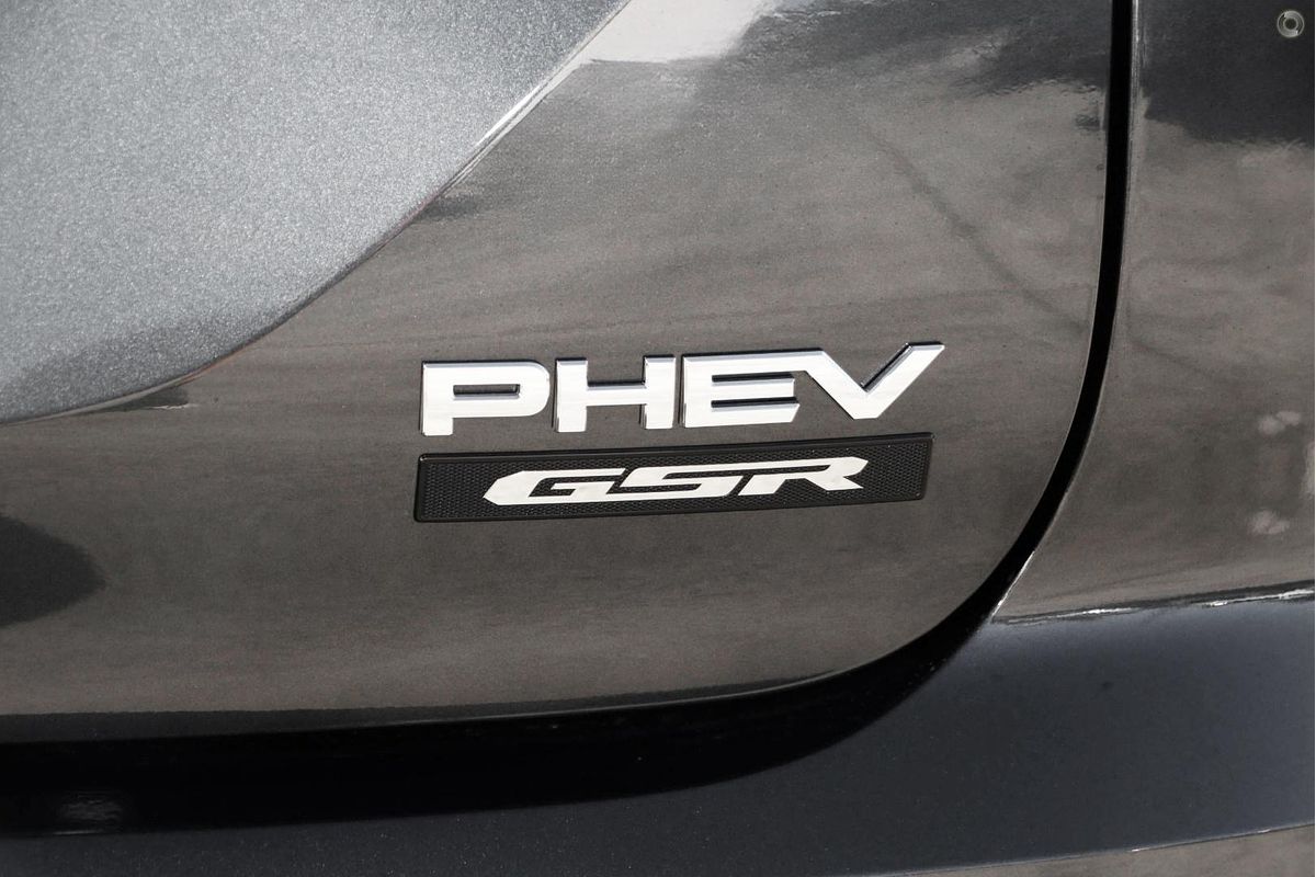 2025 Mitsubishi Outlander PHEV GSR ZM