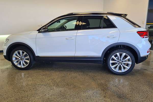 2025 Volkswagen T-Roc 110TSI Style D11