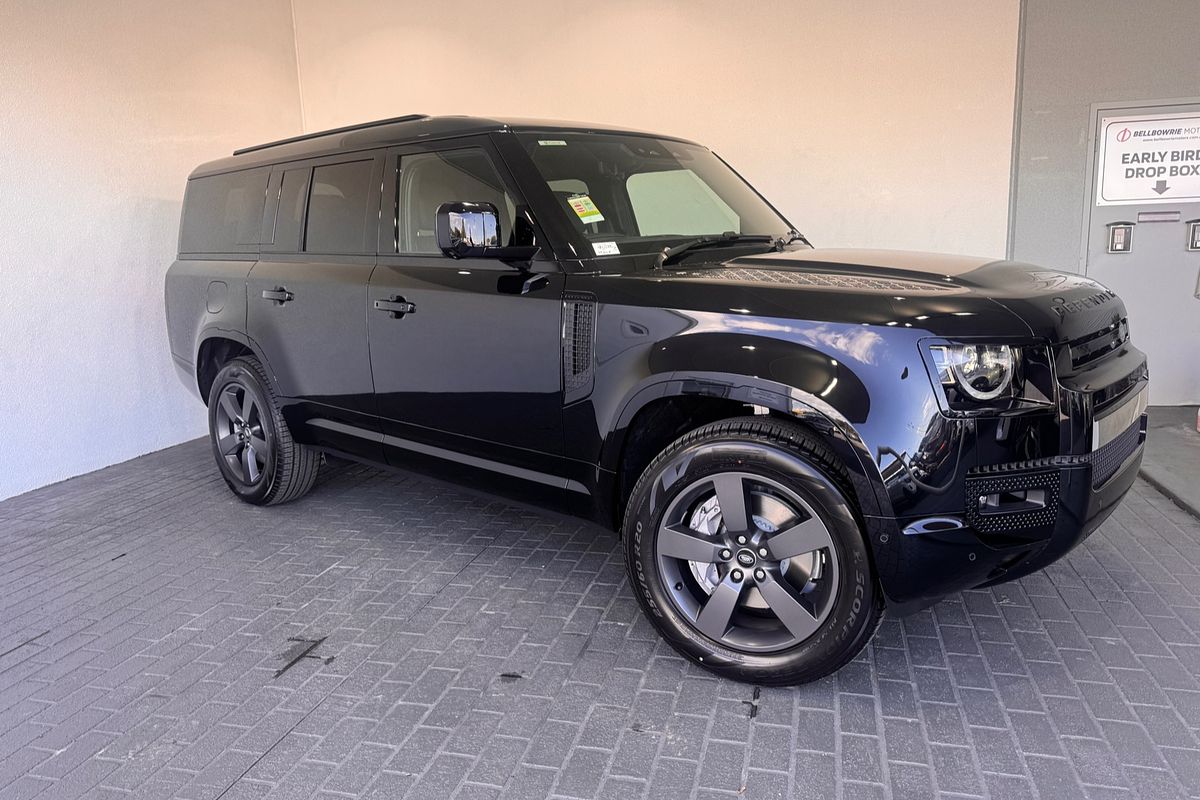 2025 Land Rover Defender 130 D350 X-Dynamic SE L663