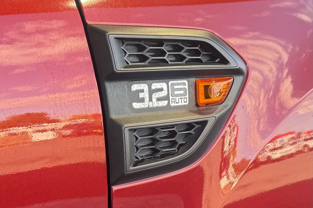 2015 Ford Everest Ambiente UA 3.2L