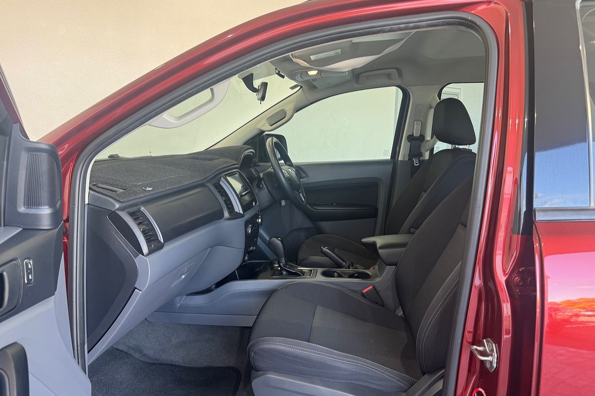 2015 Ford Everest Ambiente UA 3.2L
