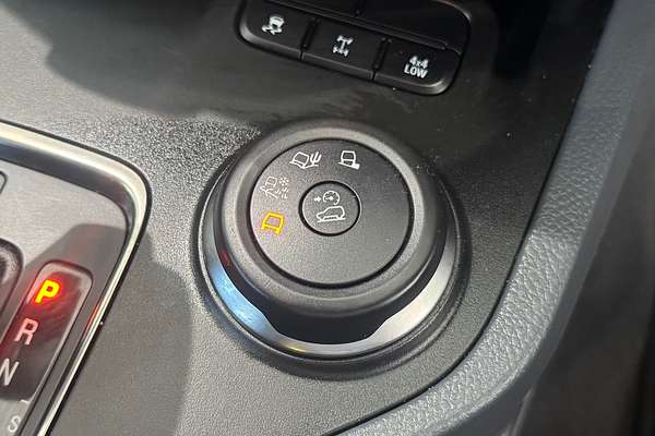2015 Ford Everest Ambiente UA 3.2L