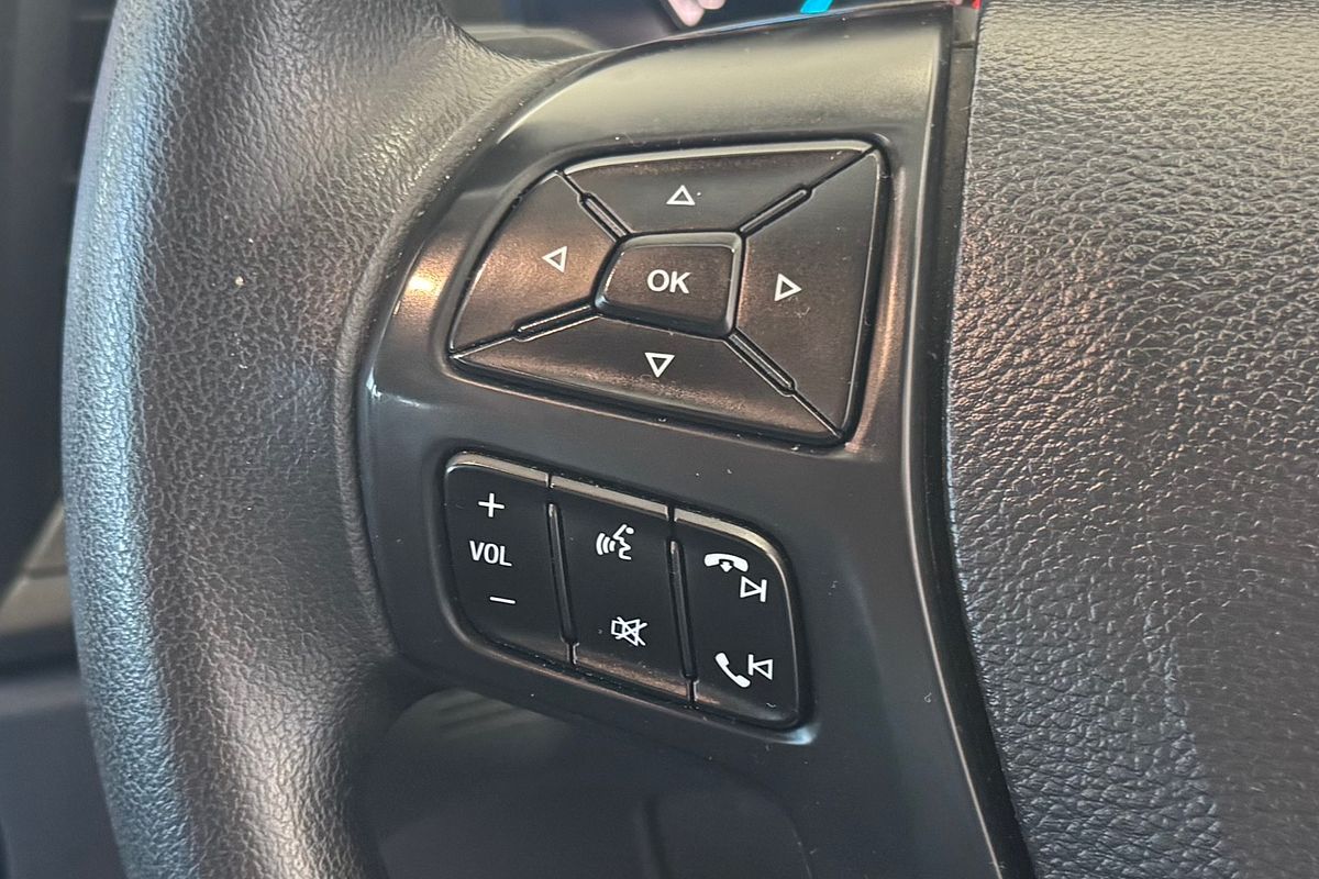 2015 Ford Everest Ambiente UA 3.2L