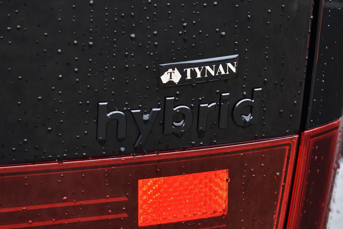 2025 Hyundai Santa Fe Hybrid Calligraphy MX5.V1