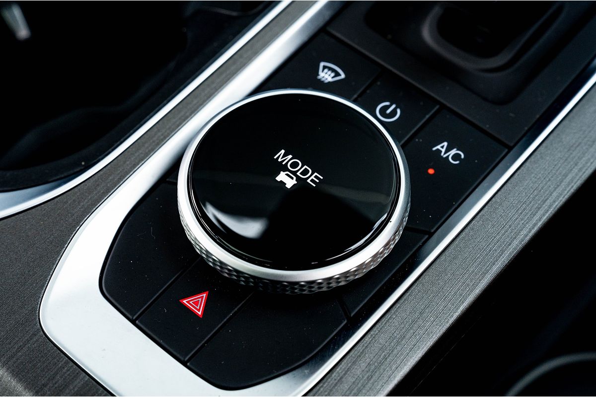 2025 Jaecoo J7 Ex Plus 1.6Pt/Awd