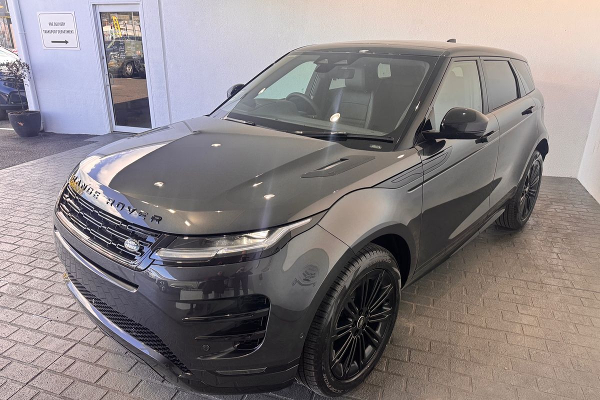 2025 Land Rover Range Rover Evoque P250 Dynamic SE L551