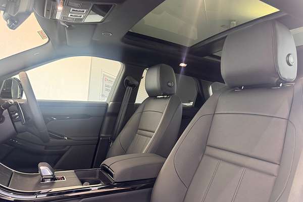 2025 Land Rover Range Rover Evoque P250 Dynamic SE L551