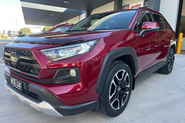 2019 Toyota RAV4 Edge AXAA54R