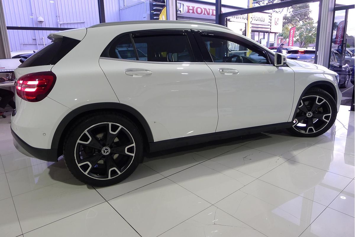 2018 Mercedes-Benz GLA-Class GLA250 X156
