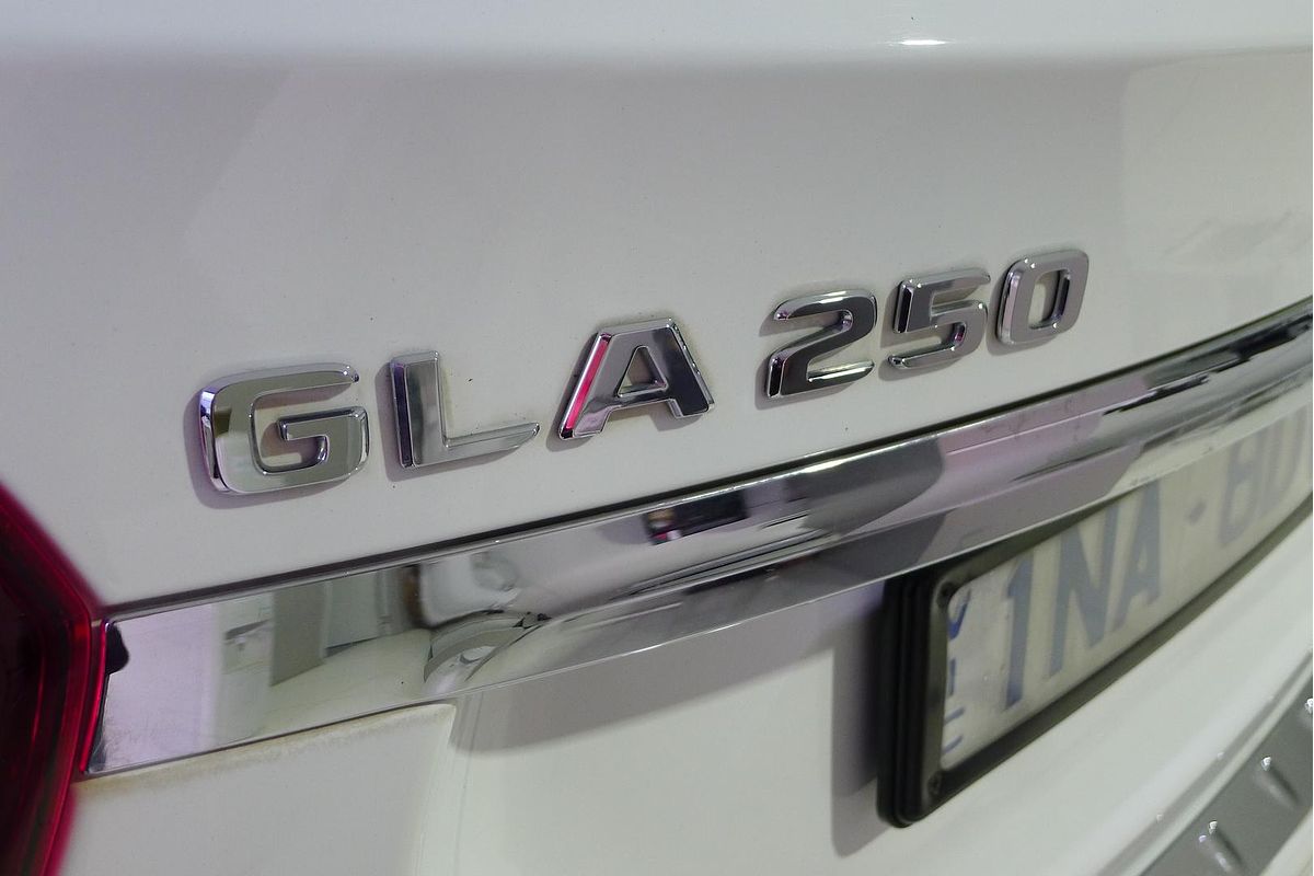 2018 Mercedes-Benz GLA-Class GLA250 X156