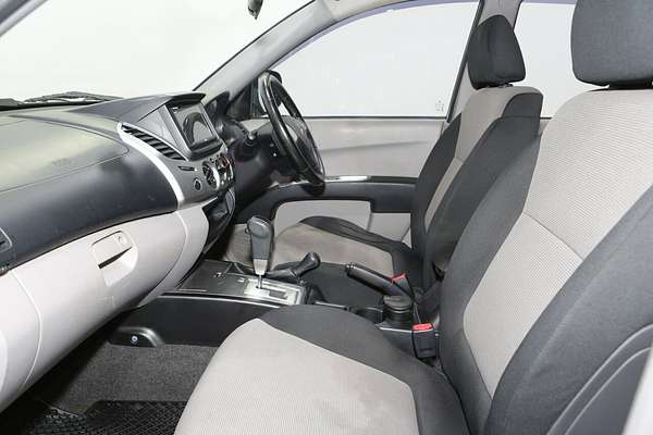 2013 Mitsubishi Triton GL-R MN 4X4