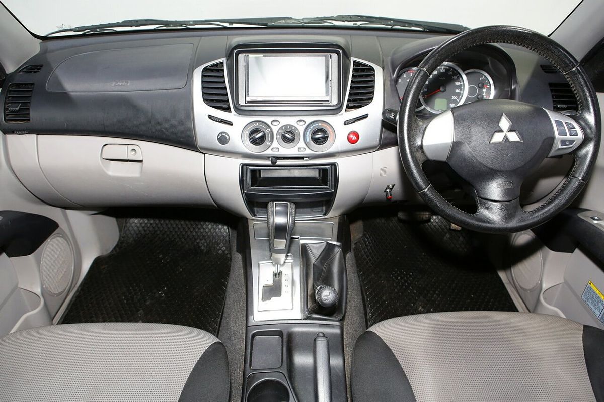2013 Mitsubishi Triton GL-R MN 4X4