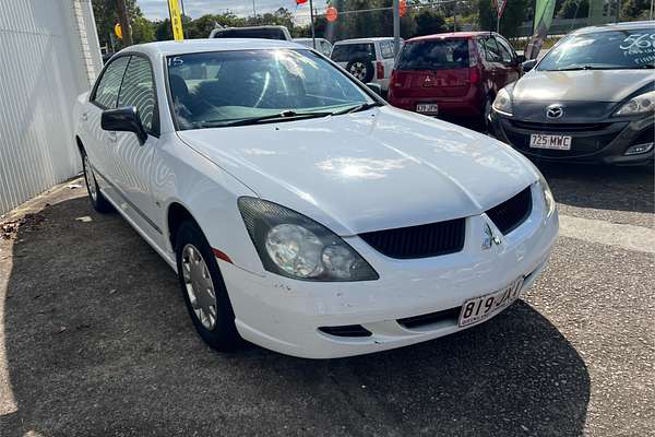 2004 Mitsubishi Magna ES TL
