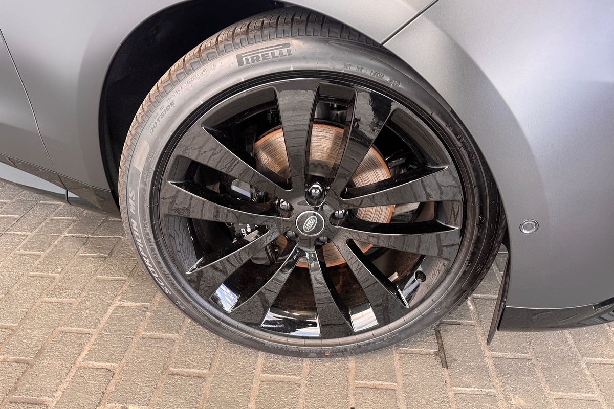 2025 Land Rover Range Rover Sport D250 Dynamic SE L461