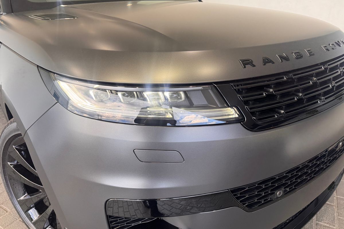 2025 Land Rover Range Rover Sport D250 Dynamic SE L461
