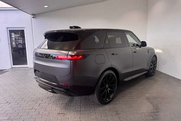 2025 Land Rover Range Rover Sport D250 Dynamic SE L461