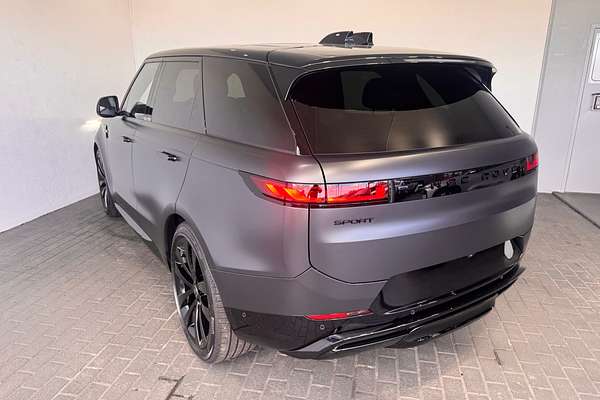2025 Land Rover Range Rover Sport D250 Dynamic SE L461