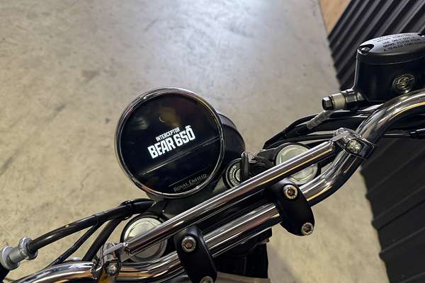 2025 Royal Enfield Bear 650
