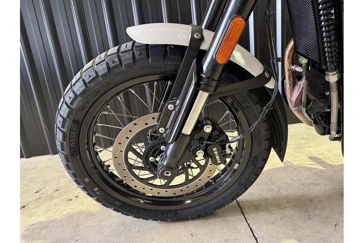 2025 Royal Enfield Bear 650