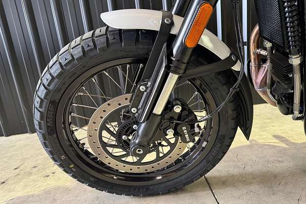 2025 Royal Enfield Bear 650