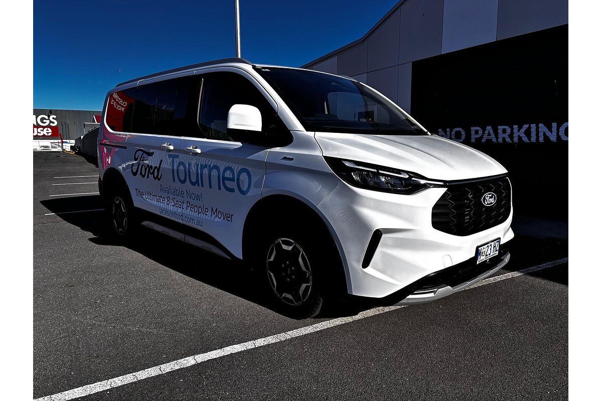 2025 Ford Tourneo Active AV SWB
