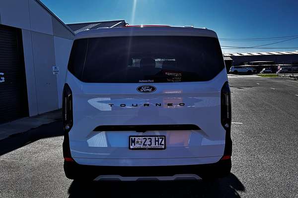 2025 Ford Tourneo Active AV SWB