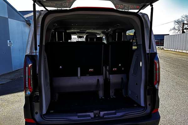 2025 Ford Tourneo Active AV SWB