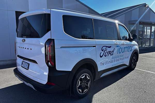 2025 Ford Tourneo Active AV SWB