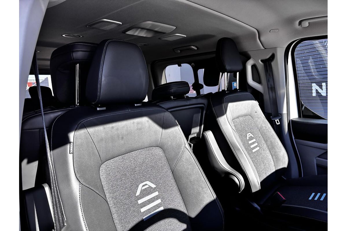 2025 Ford Tourneo Active AV SWB