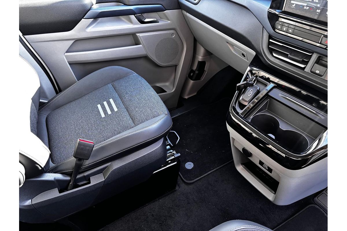 2025 Ford Tourneo Active AV SWB